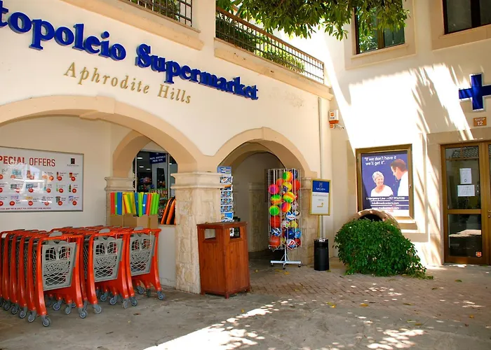 Hg37 Kopiaste - Newly Refurbished With Private Pool & Private Garden, Aphrodite Hills