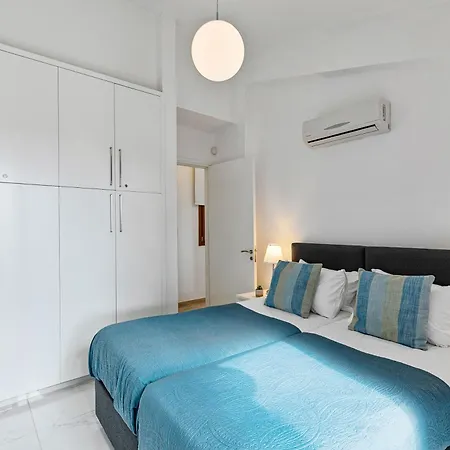 Hg37 Kopiaste - Newly Refurbished With Private Pool & Private Garden, Aphrodite Hills 库克里亚