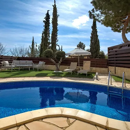 别墅 Hg37 Kopiaste - Newly Refurbished With Private Pool & Private Garden, Aphrodite Hills *