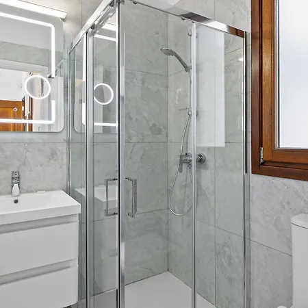 Hg37 Kopiaste - Newly Refurbished With Private Pool & Private Garden, Aphrodite Hills * Kouklia