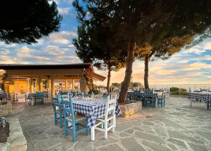 Hg37 Kopiaste - Newly Refurbished With Private Pool & Private Garden, Aphrodite Hills Vila