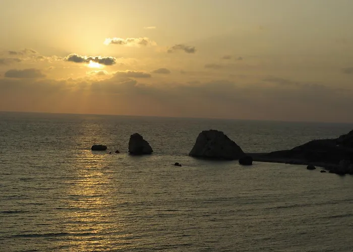 ヴィラ Hg37 Kopiaste - Newly Refurbished With Private Pool & Private Garden, Aphrodite Hills *