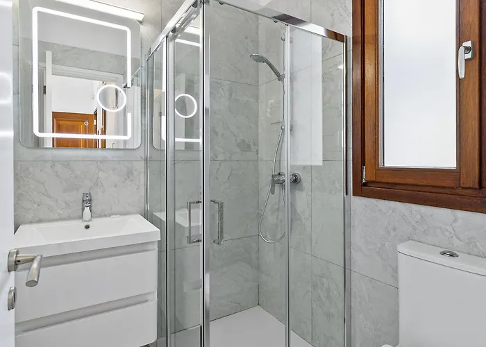 Hg37 Kopiaste - Newly Refurbished With Private Pool & Private Garden, Aphrodite Hills * クークリア